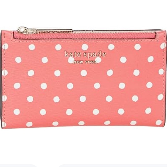 kate spade Handbags - Kate Spade Cream Leather Wallet